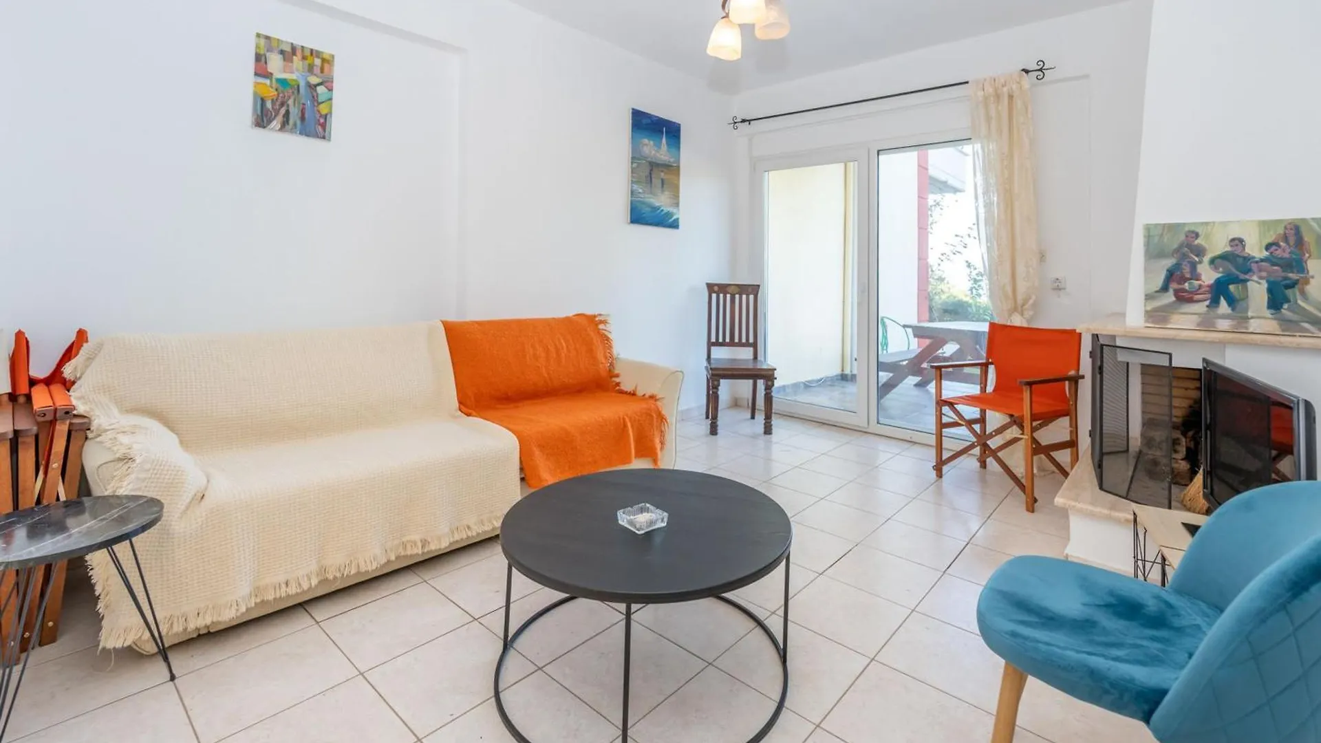Semesterbostad Summer Maisonette Kryopigi